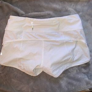 ☁️ LULULEMON Speed Shorts ☁️